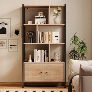 Moderní univerzální knihovna s uzamykatelnými skříňkami, loftový styl, prostorná